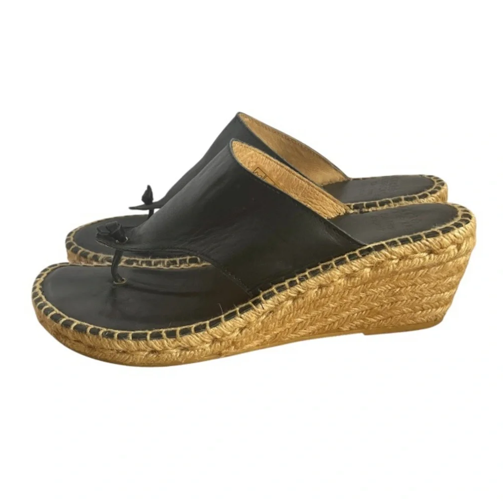 Andre Assous Women’s US 9 Addie Sandal Size 40 Thong Wedge Espadrille Shoe